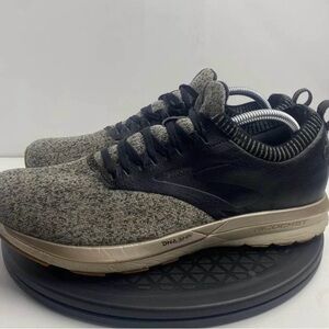 Brooks Ricochet Men’s Medium (D) Black Grey Formal Running Shoe! Size 10.5! EUC!
